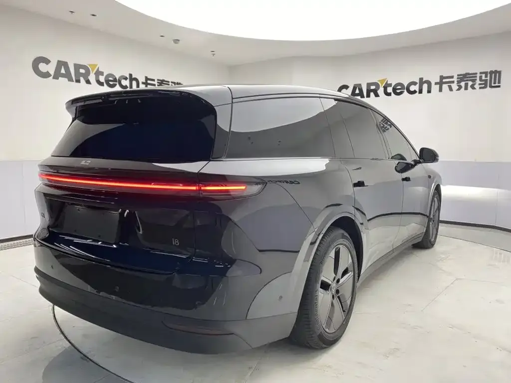 Li Auto Li i8 — фото 6