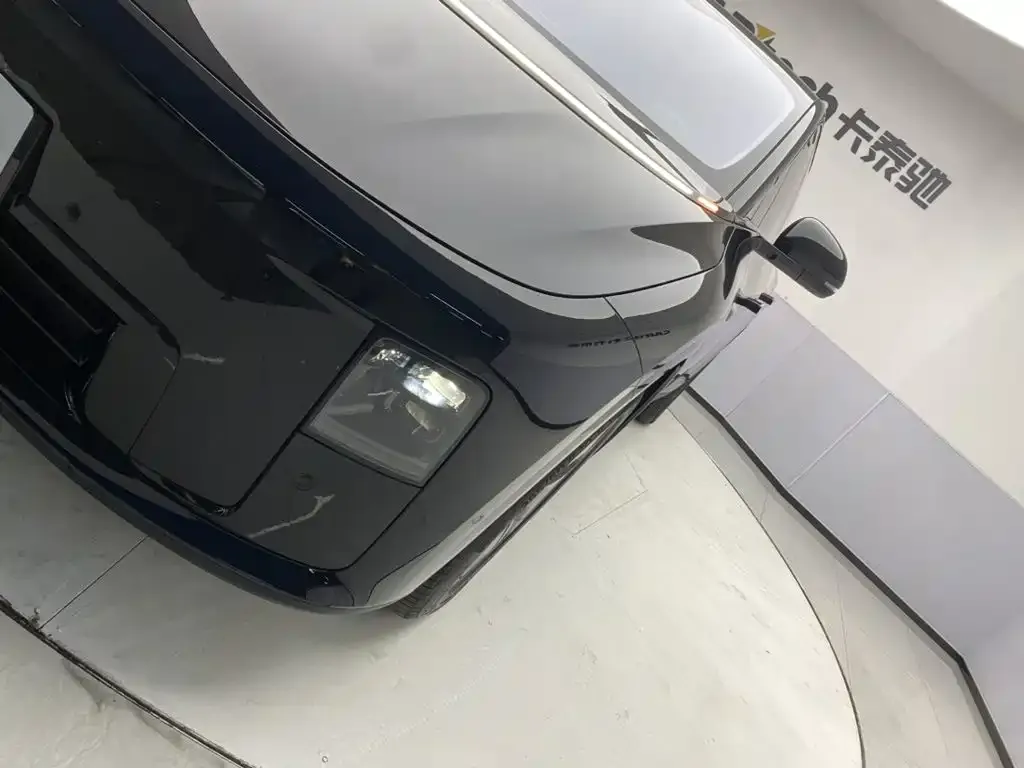 Li Auto Li i8 — фото 8