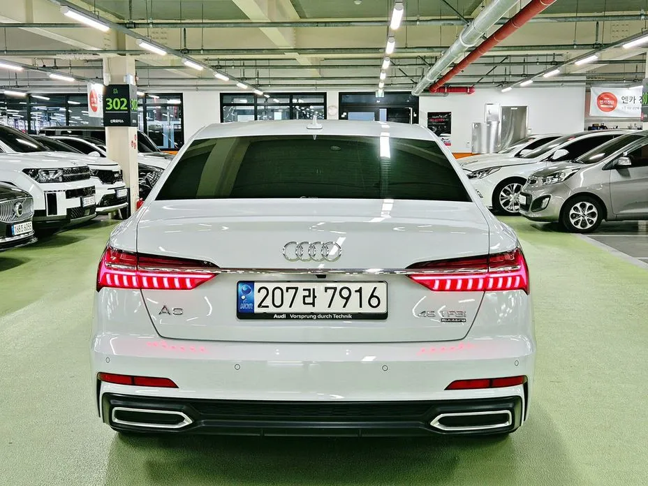 Audi A6 — фото 10