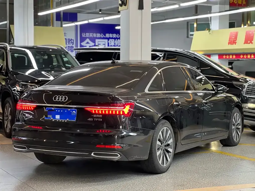 Audi A6L — фото 3