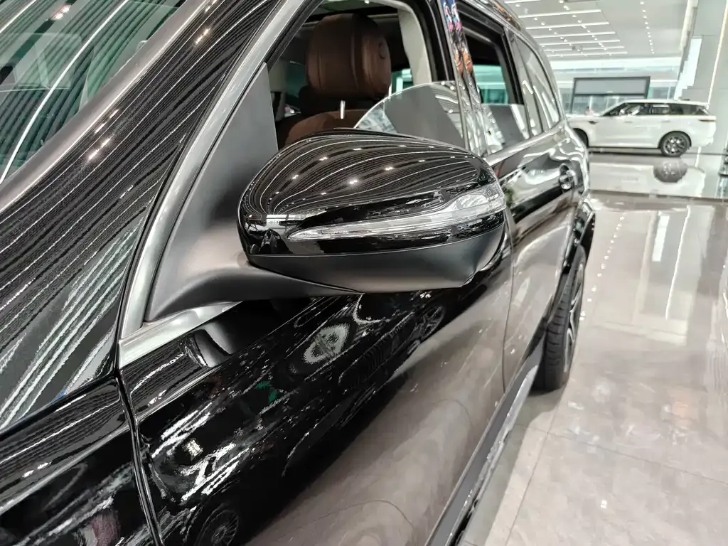 Mercedes-Benz GLS — фото 9