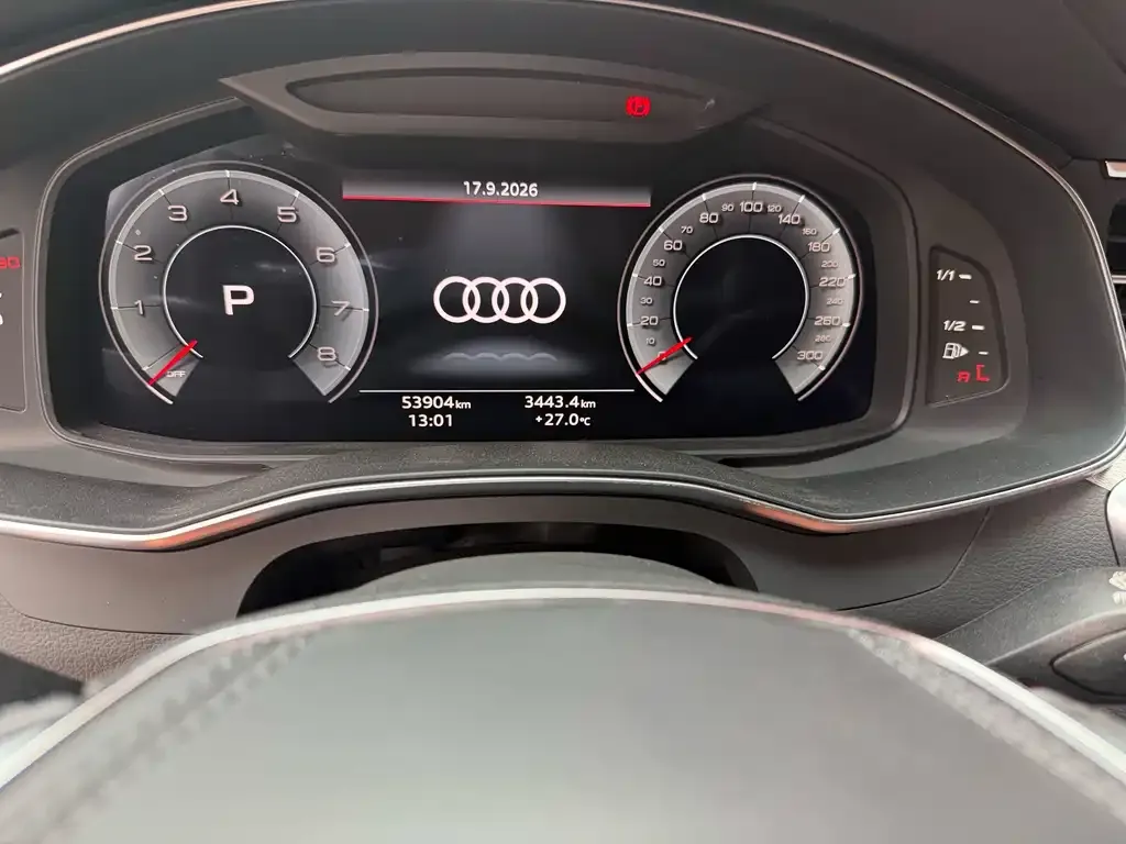 Audi A6L — фото 2