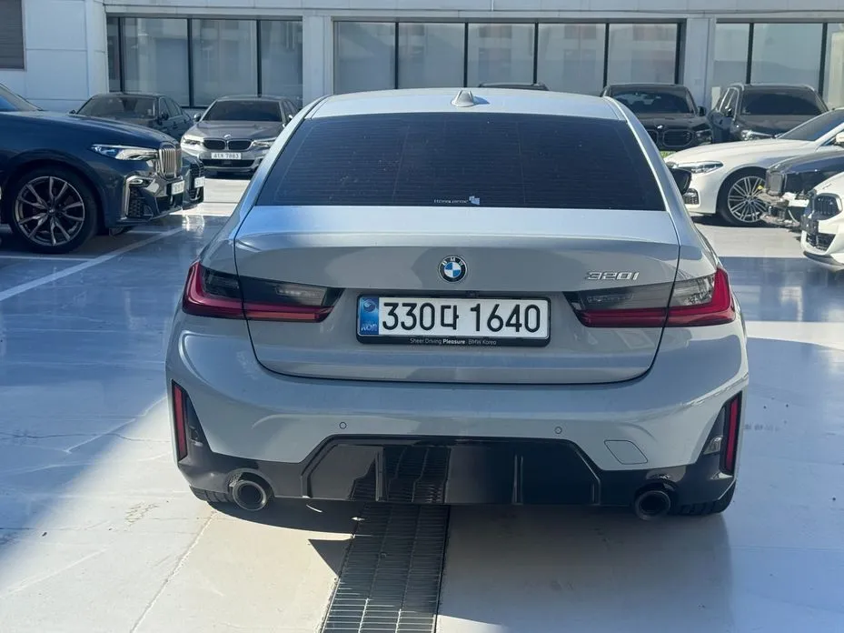 BMW 3-Series — фото 6
