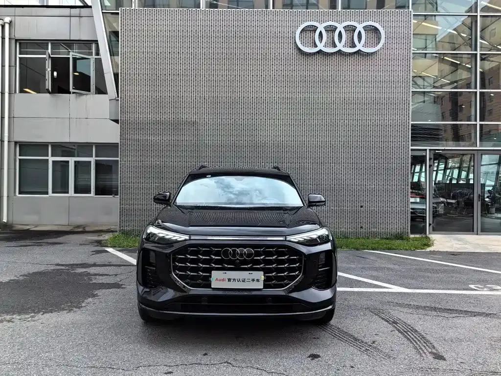 Audi Q6 — фото 7