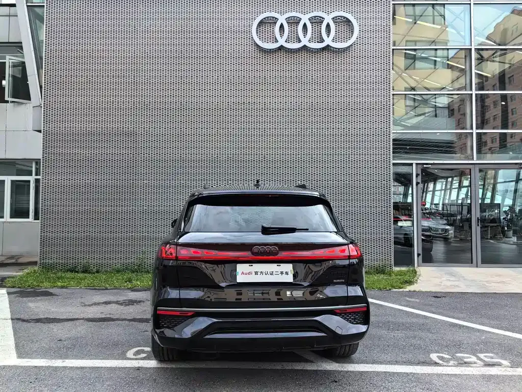 Audi Q6 — фото 8