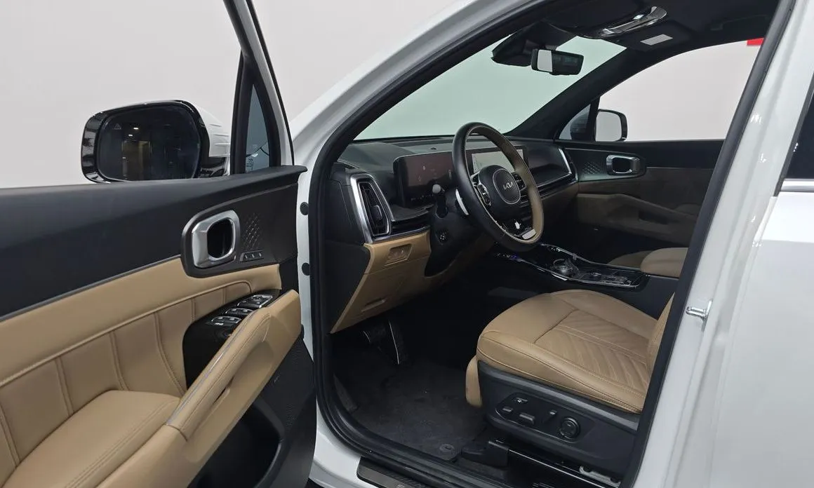 Kia Sorento — фото 7