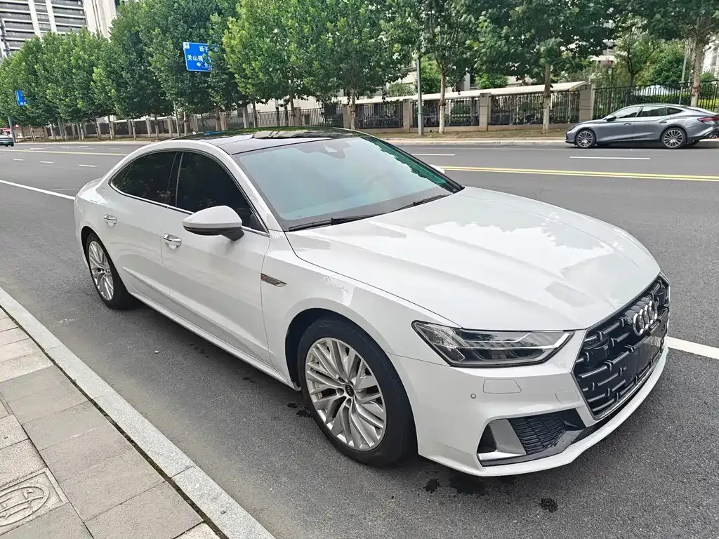 Audi A7L — фото 4