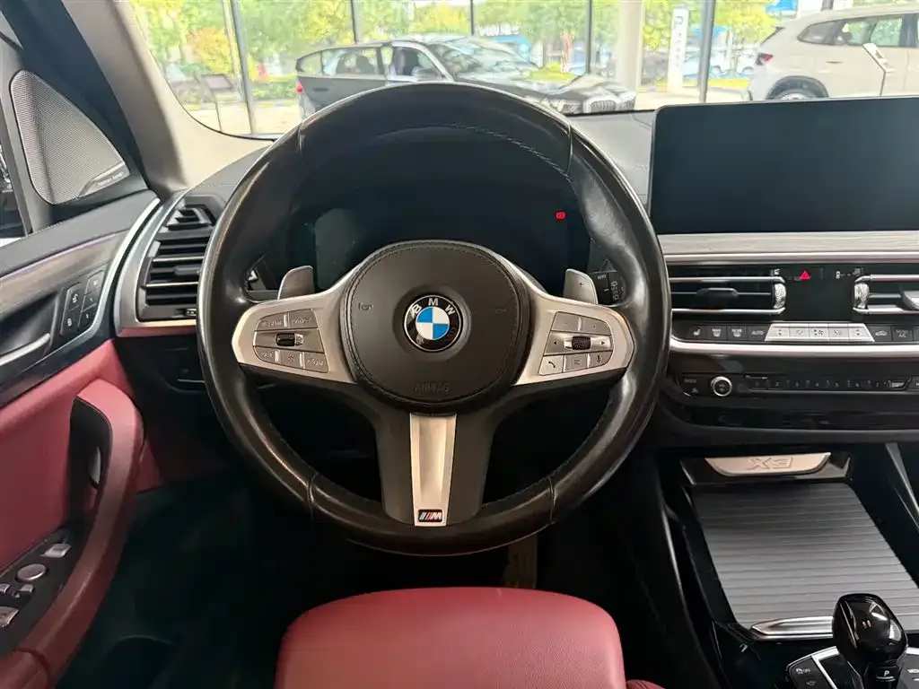 BMW X3 — фото 10