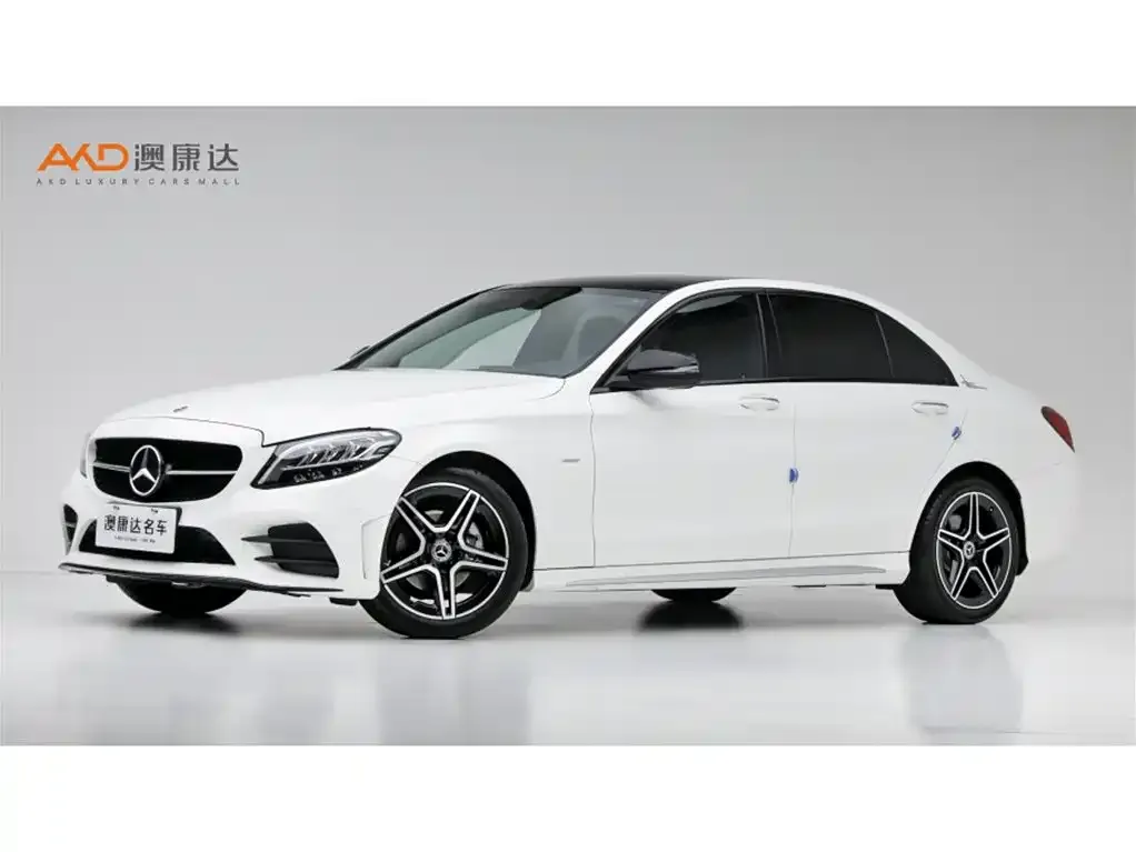 Mercedes-Benz C-Class — фото 1