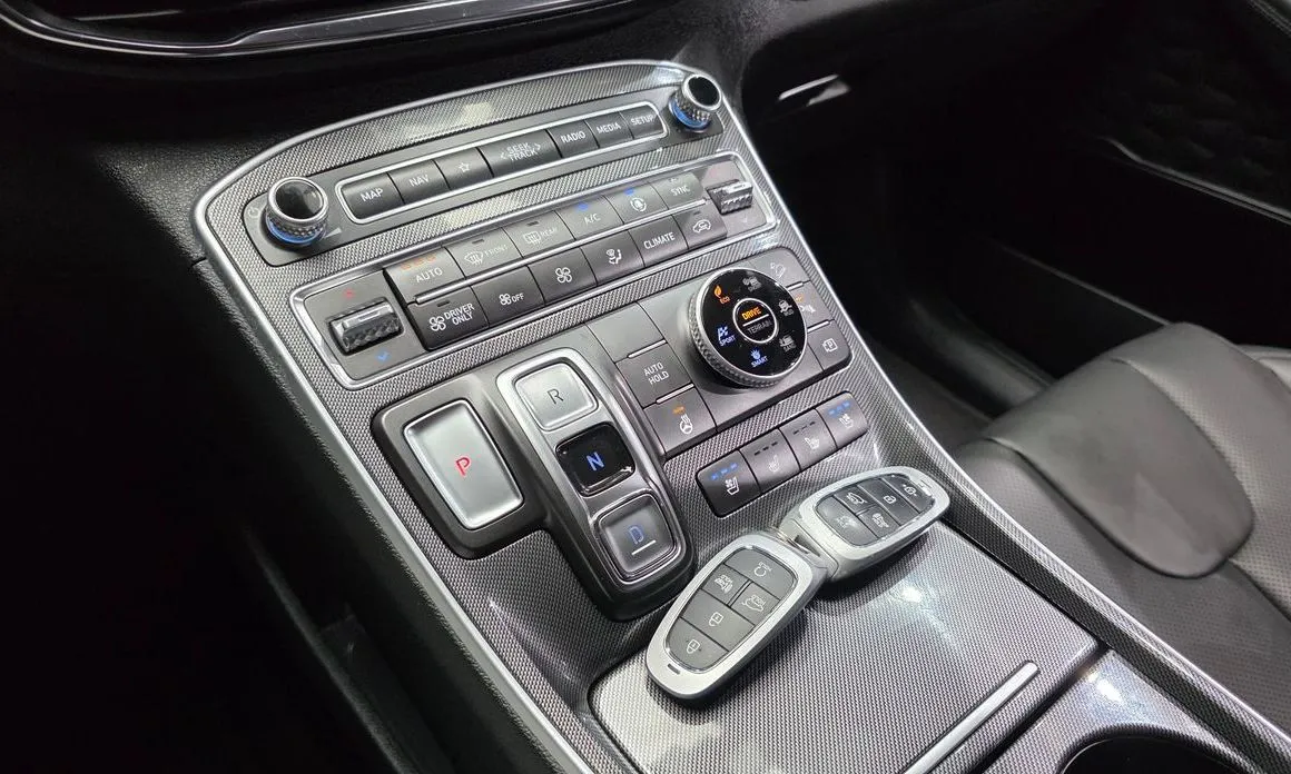 Hyundai Santafe — фото 5