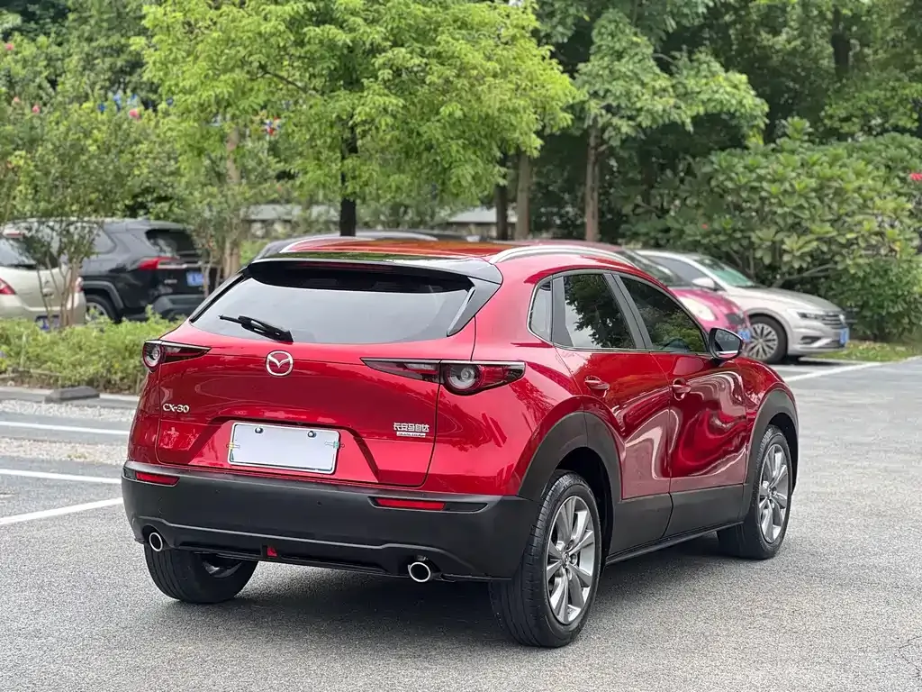 Mazda CX-30 — фото 7