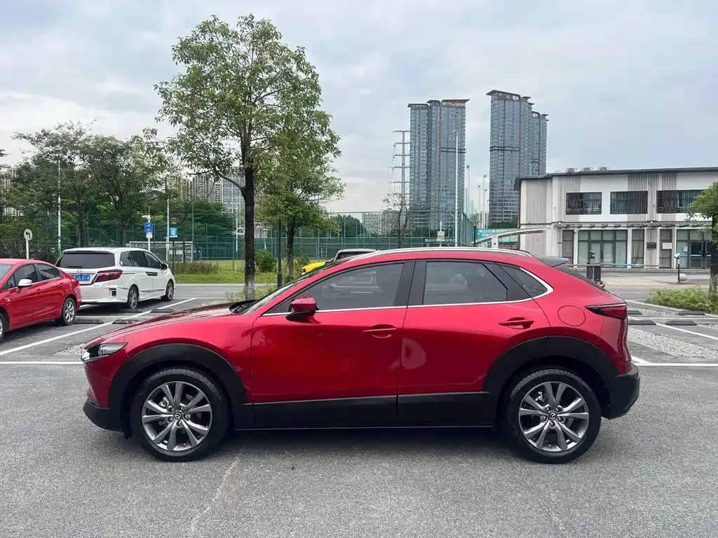Mazda CX-30 — фото 8