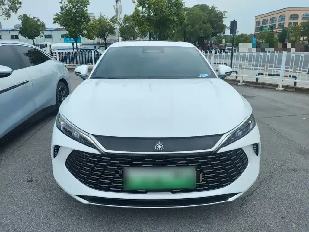 BYD Qin L — фото 10