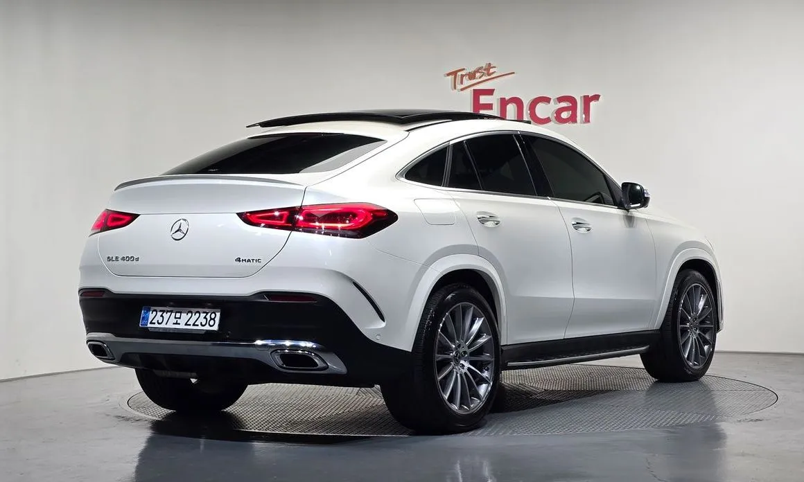 Mercedes-Benz GLE-Class — фото 4