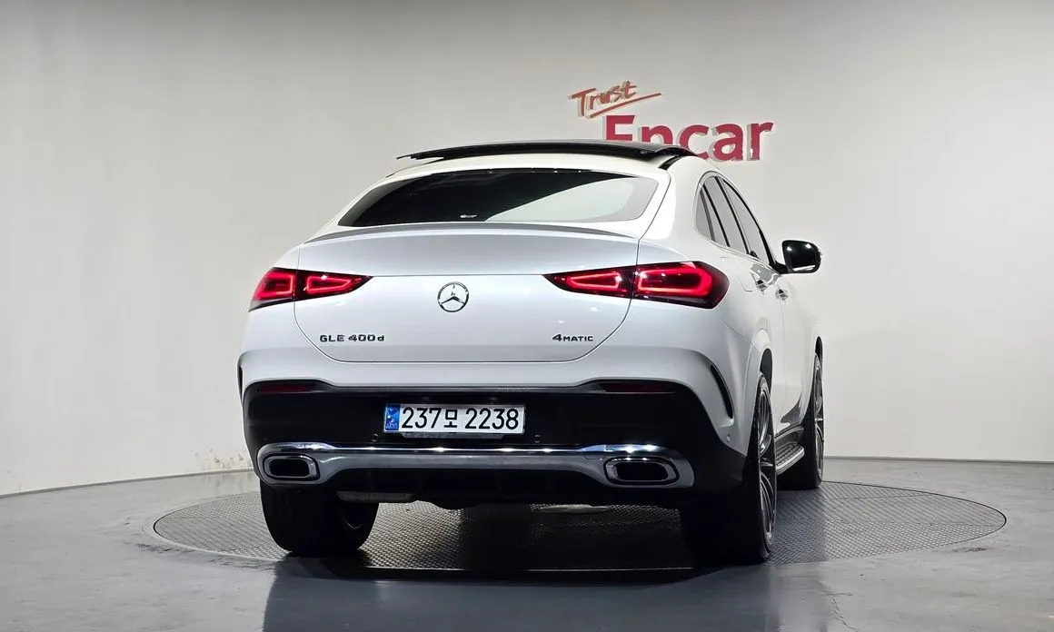 Mercedes-Benz GLE-Class — фото 6