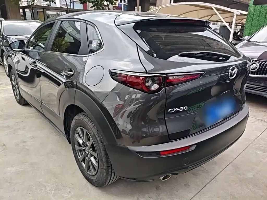Mazda CX-30 — фото 10