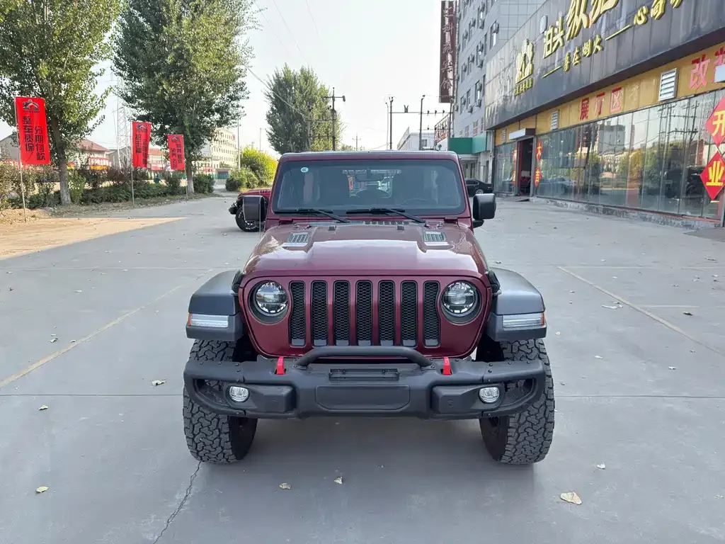 Jeep Wrangler — фото 2