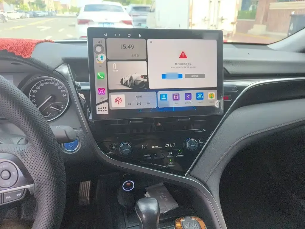 Toyota Camry — фото 9