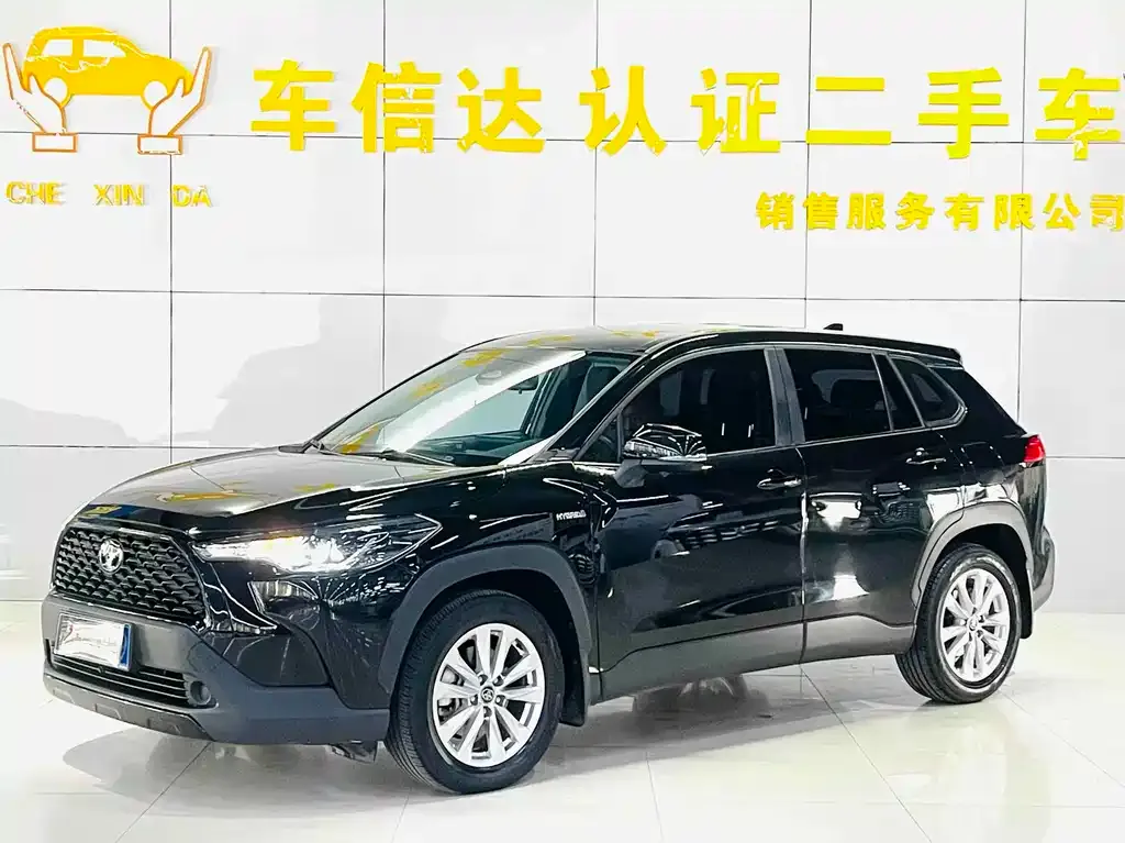 Toyota Corolla Cross — фото 1