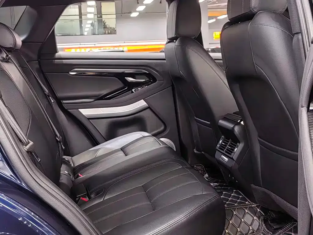 Land Rover Evoque — фото 2