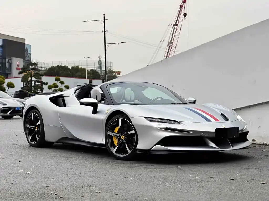 Ferrari SF90 — фото 4