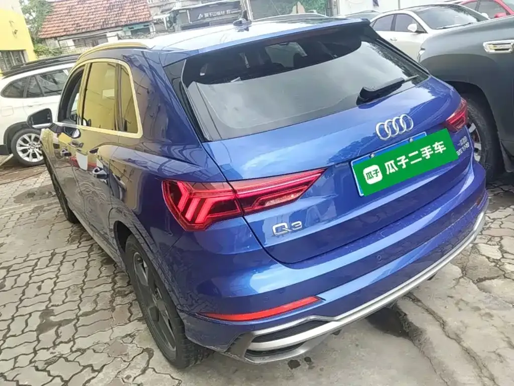 Audi Q3 — фото 8