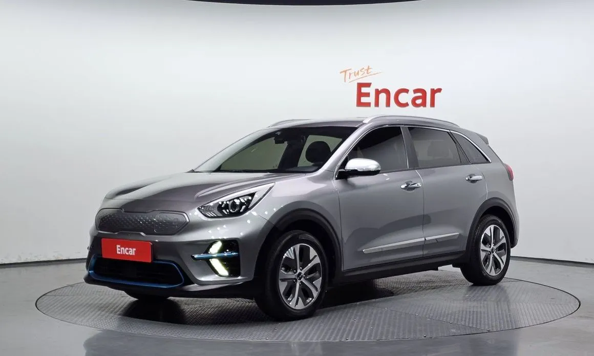 Kia Niro — фото 1