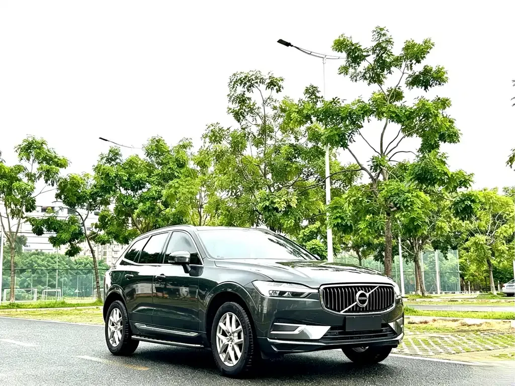 Volvo XC60 — фото 3