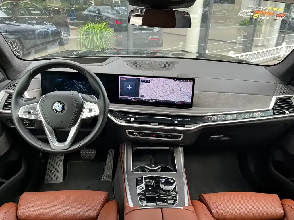 BMW X7 — фото 3