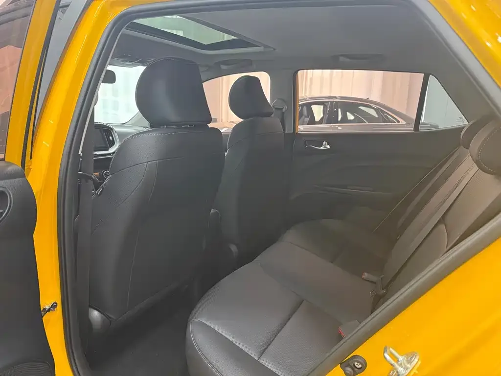 Kia KX1 — фото 3