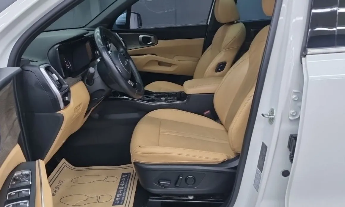 Kia Sorento — фото 9