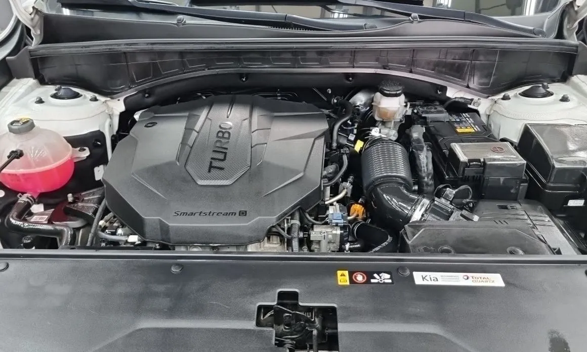 Kia Sorento — фото 10