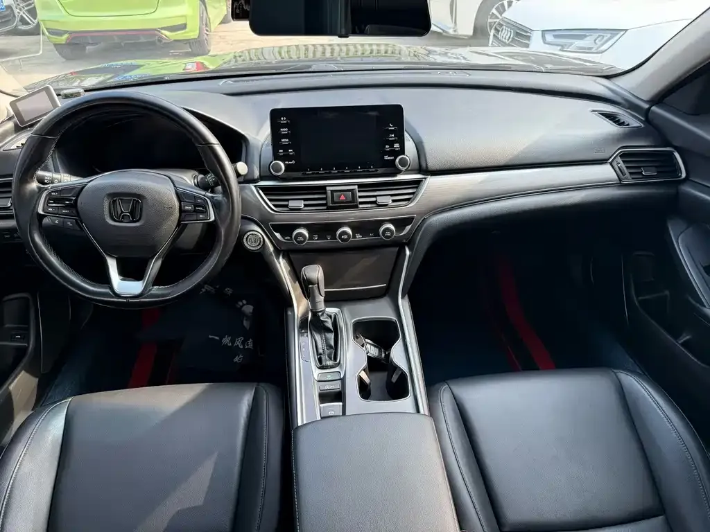 Honda Accord — фото 2