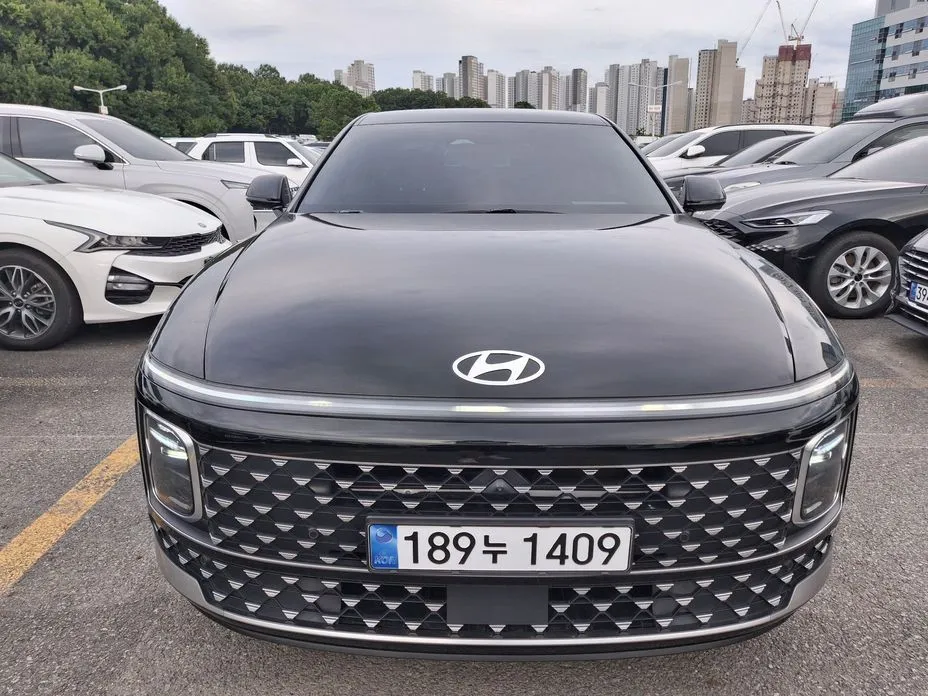 Hyundai Grandeur — фото 1