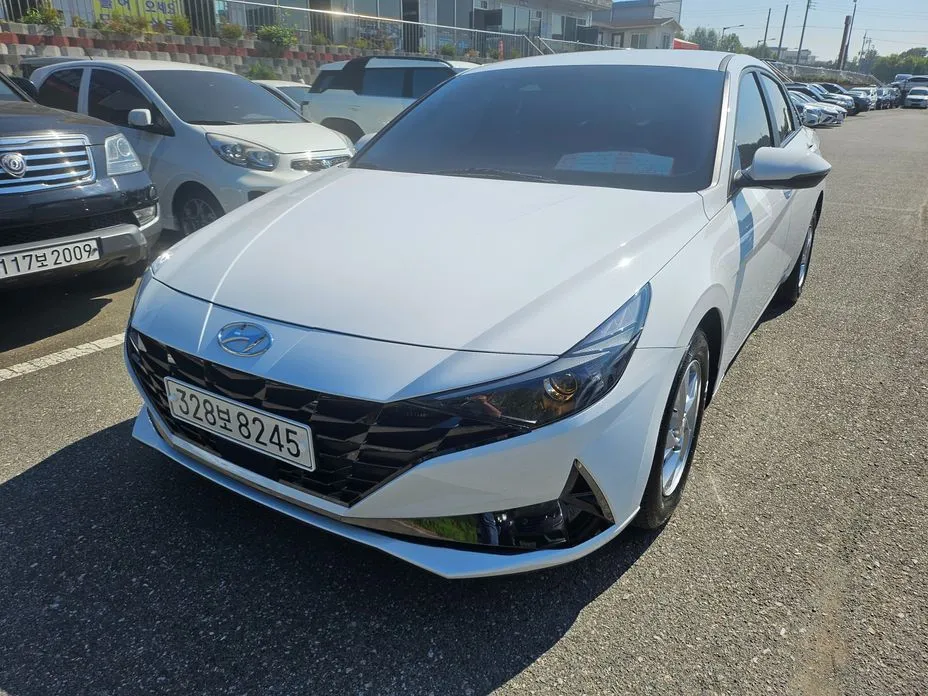 Hyundai AVANTE — фото 1