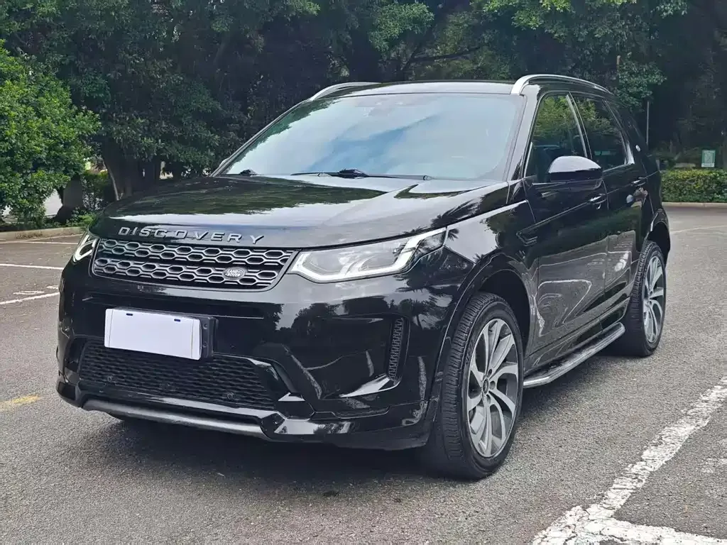 Land Rover Discovery Sport — фото 1