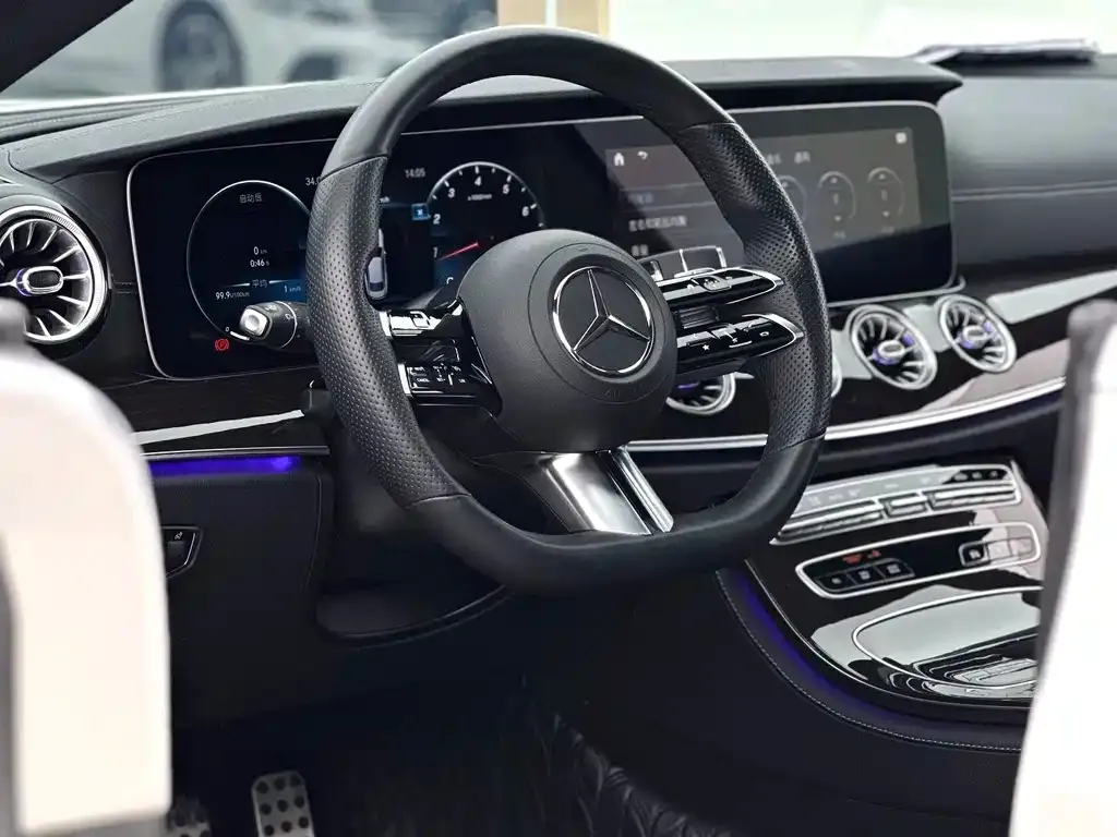 Mercedes-Benz E-Class (Import) — фото 9