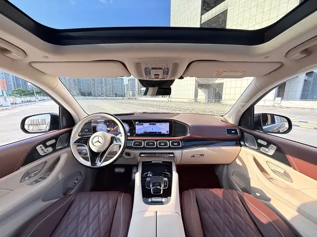 Mercedes-Benz GLS — фото 9