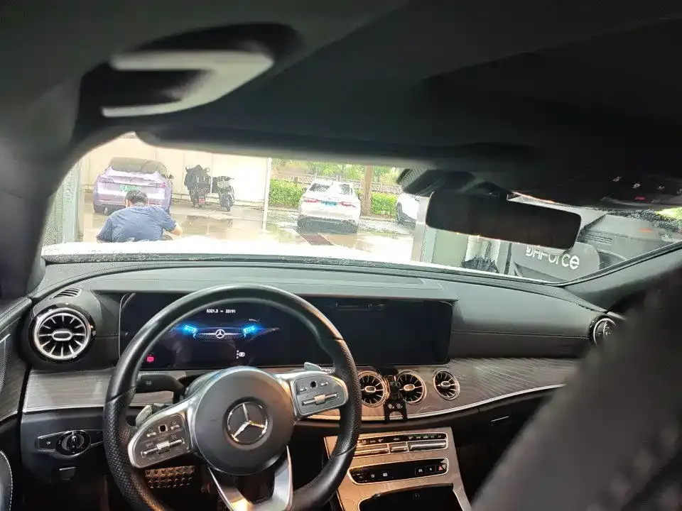 Mercedes-Benz CLS — фото 5