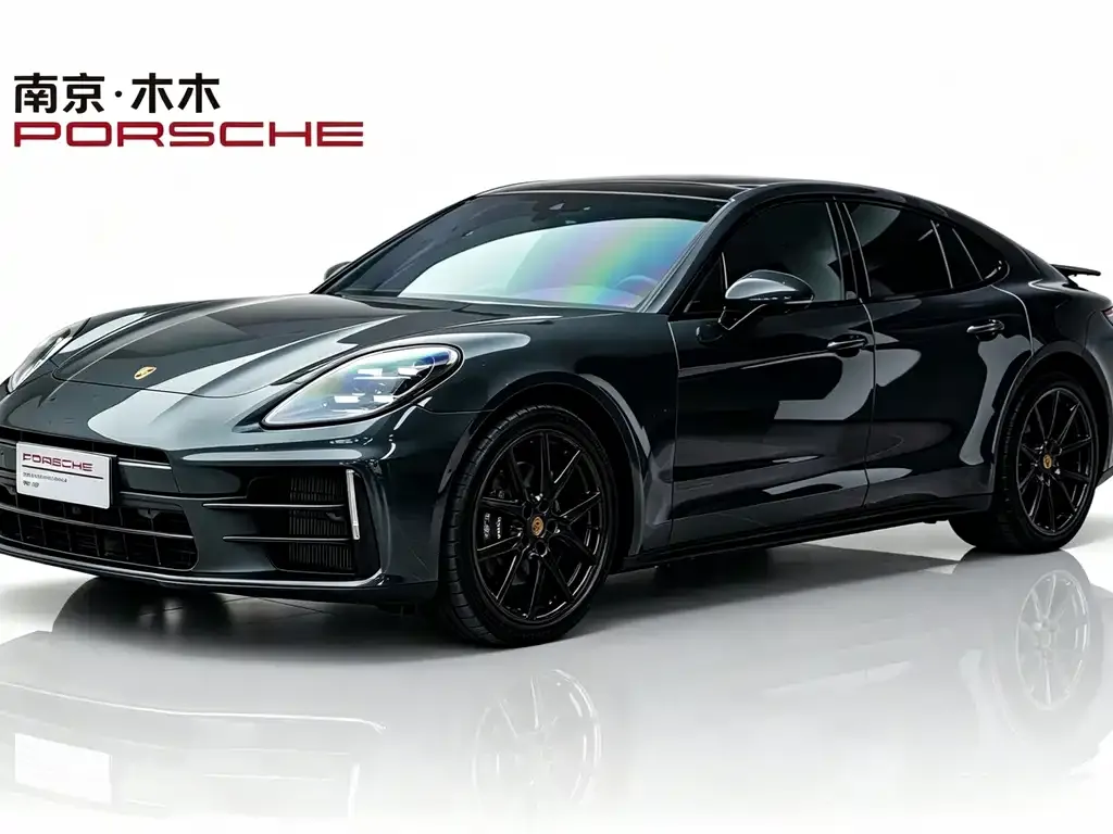 Porsche Panamera — фото 1