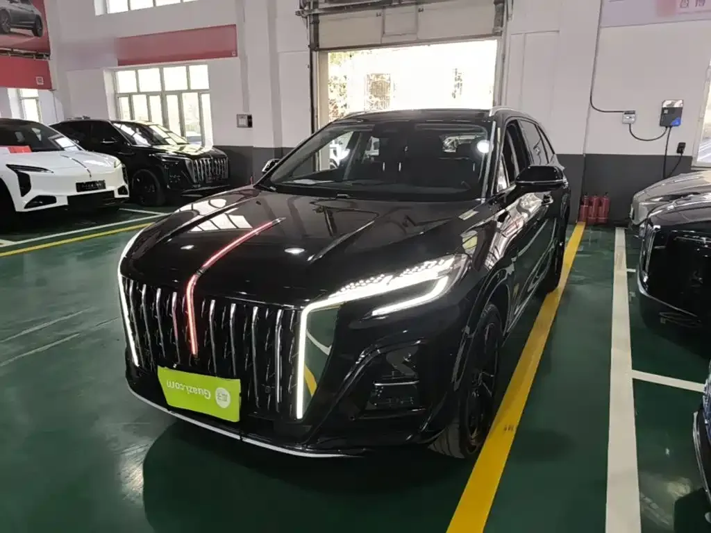 Hongqi HS3 PHEV — фото 10