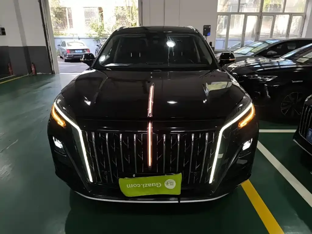 Hongqi HS3 PHEV — фото 6