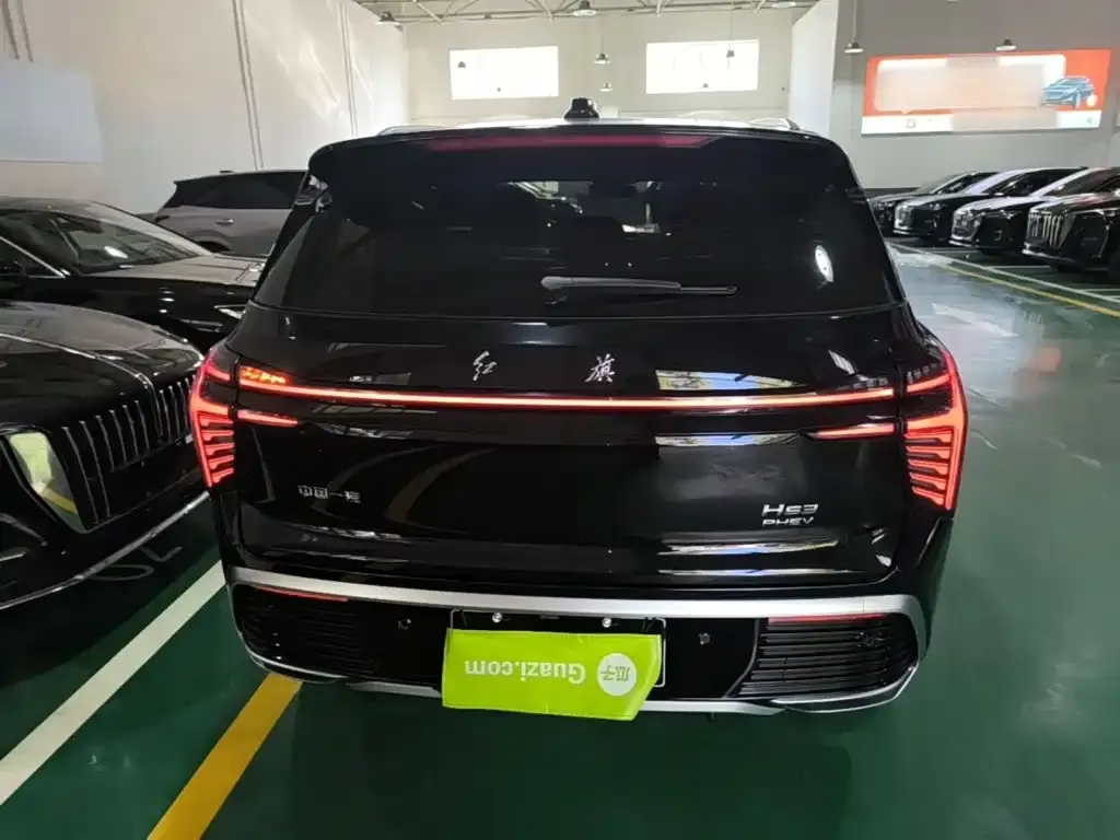 Hongqi HS3 PHEV — фото 5
