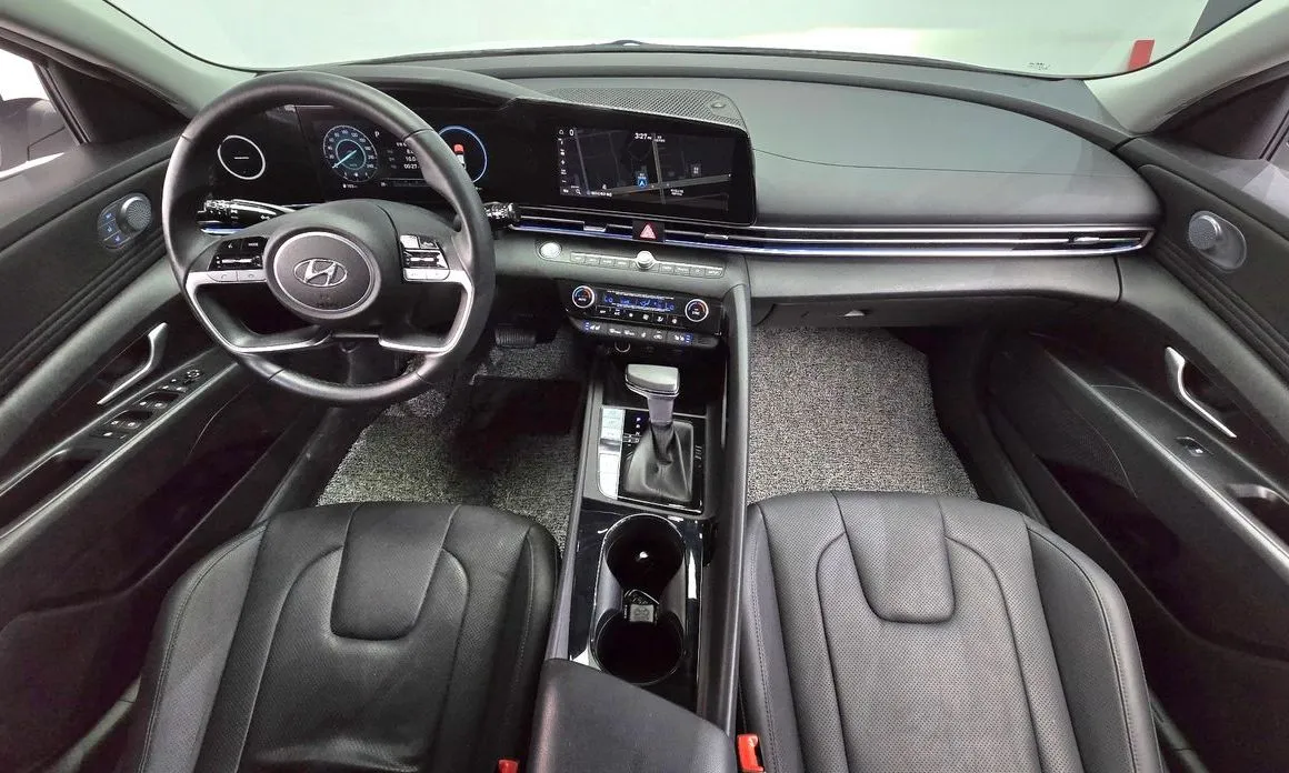 Hyundai AVANTE — фото 6