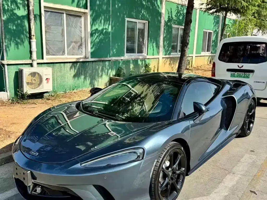 McLaren GT — фото 1