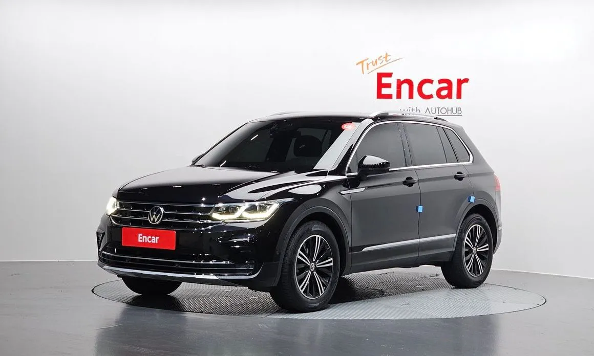 Volkswagen Tiguan — фото 1