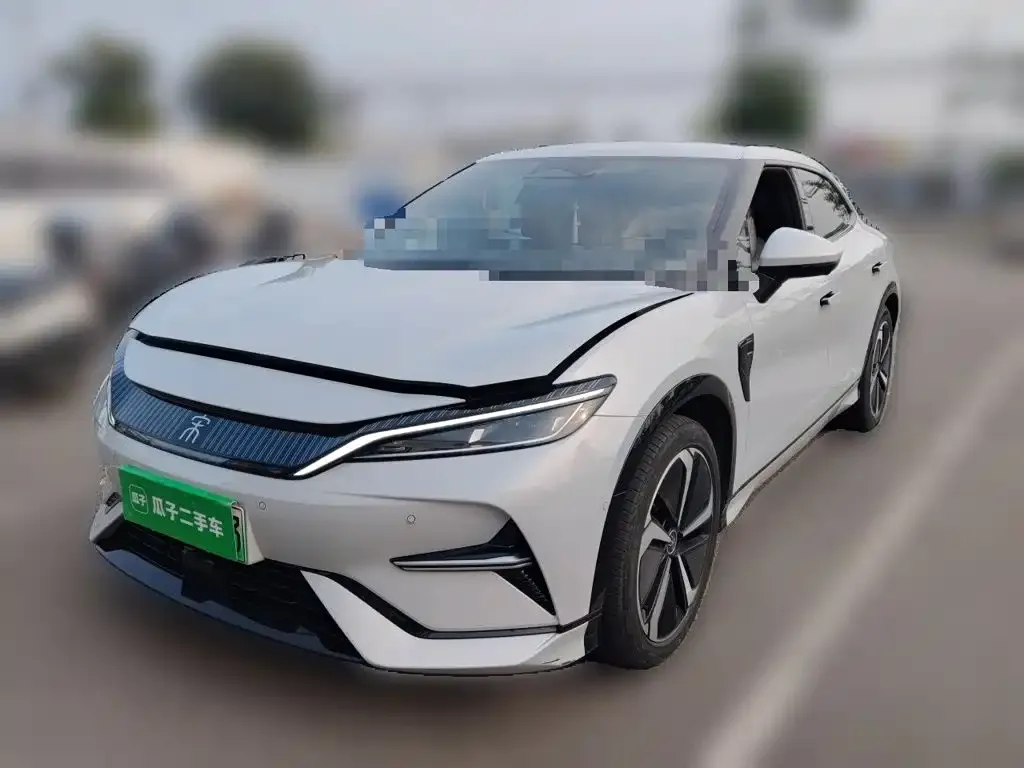 BYD L EV — фото 1