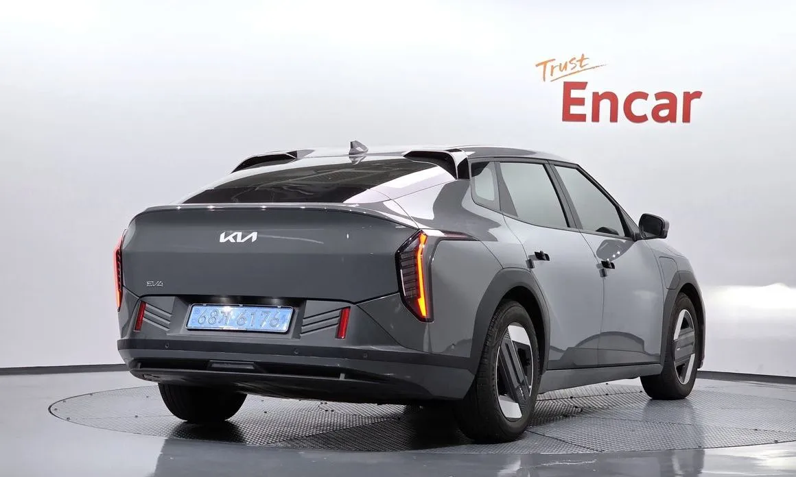 Kia EV4 — фото 2