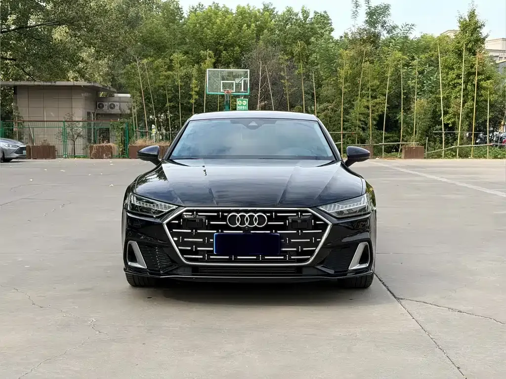 Audi A7L — фото 5