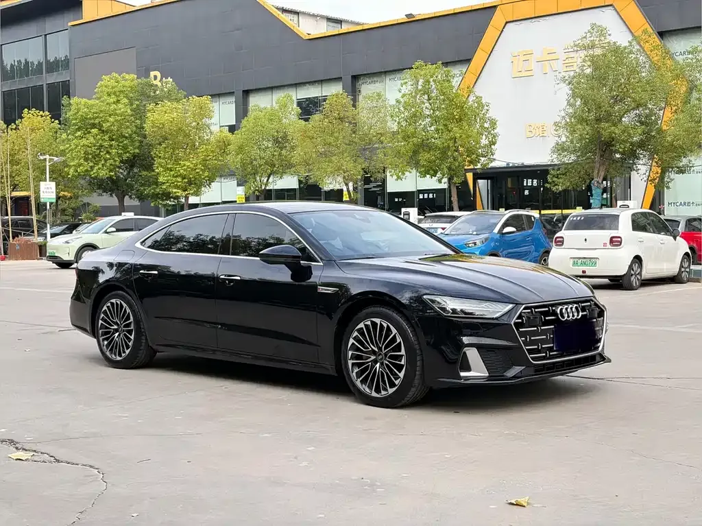 Audi A7L — фото 6